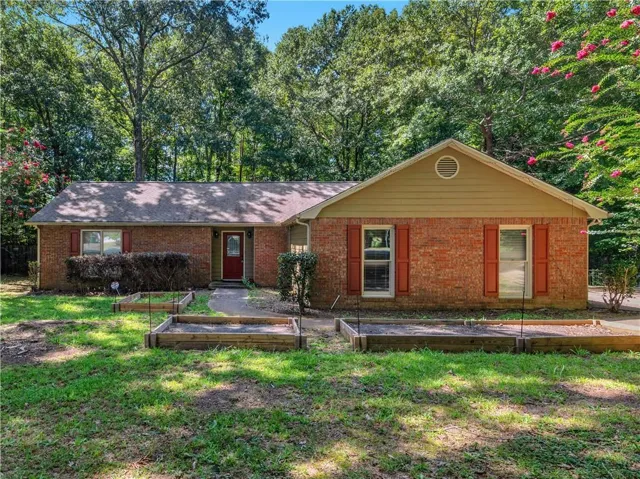 351 Waterford Drive, Jonesboro, Georgia 30238