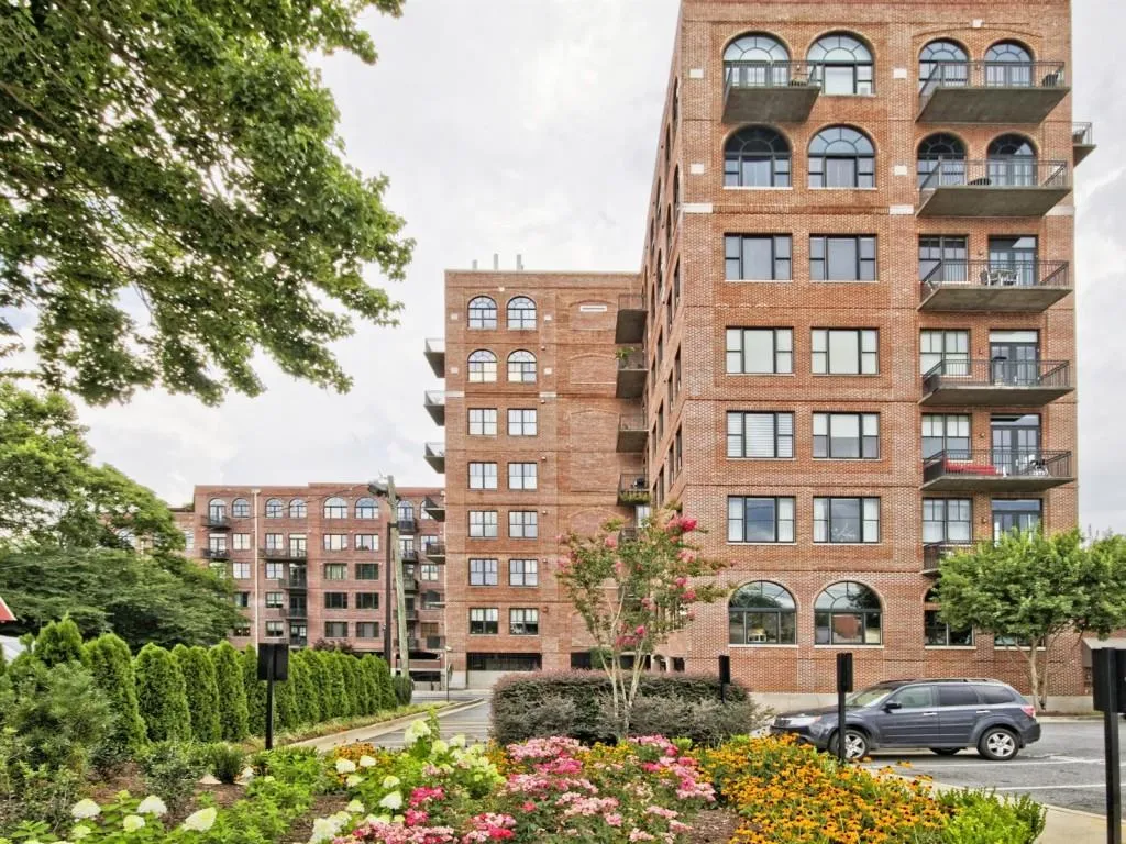 3235 Roswell Road Ne Unit 705, Atlanta, Georgia 30305, 1 Bedroom Bedrooms, ,2 BathroomsBathrooms,Residential,Sold,3235 Roswell Road Ne Unit 705,5714931