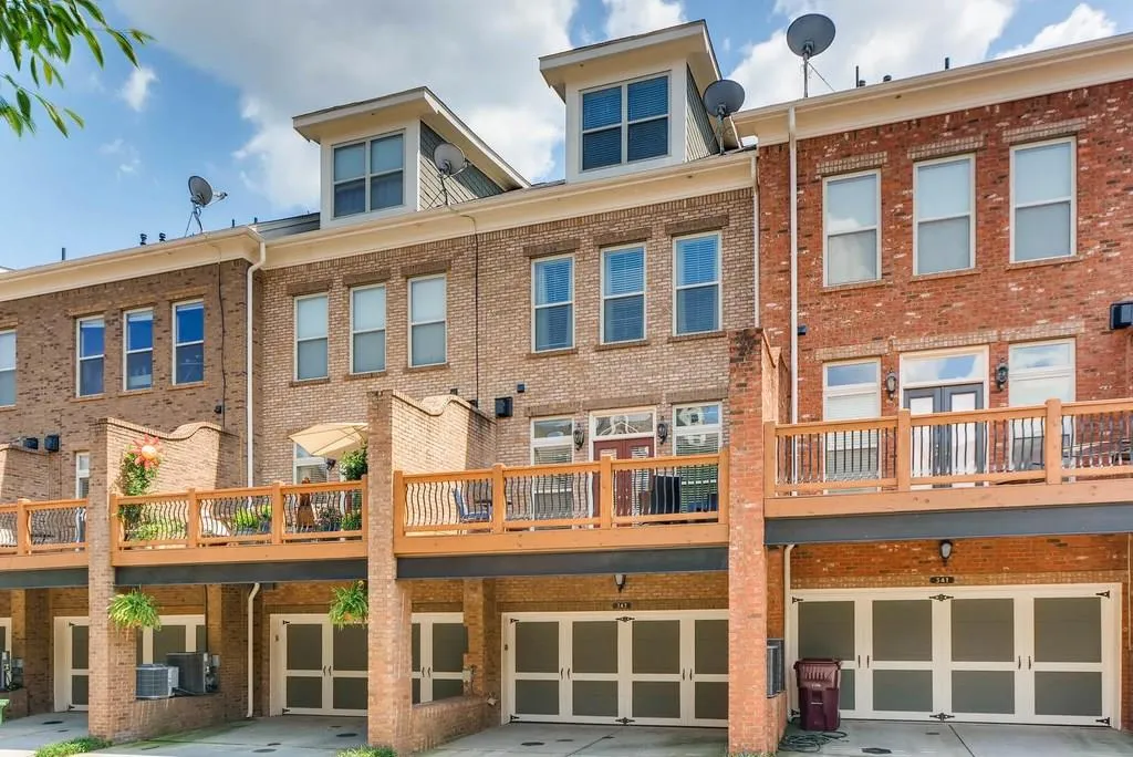 343 Alderwood Lane Unit 0, Sandy Springs, Georgia 30328, 4 Bedrooms Bedrooms, ,4 BathroomsBathrooms,Residential,Sold,343 Alderwood Lane Unit 0,6030666