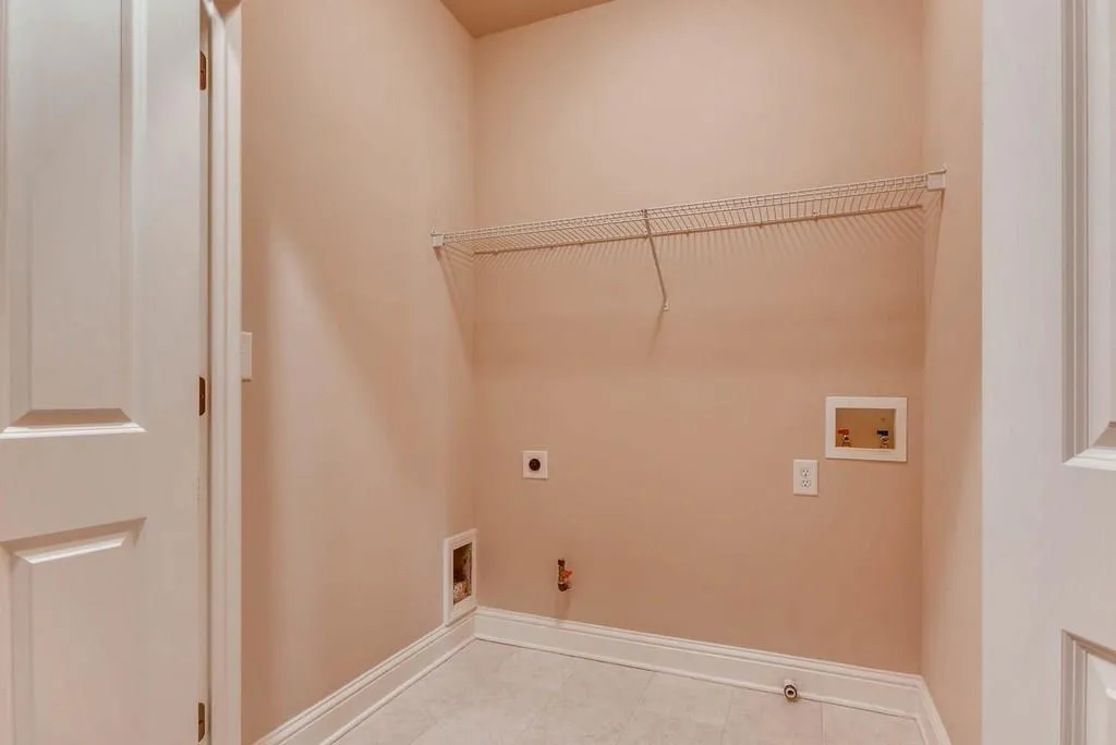 343 Alderwood Lane Unit 0, Sandy Springs, Georgia 30328, 4 Bedrooms Bedrooms, ,4 BathroomsBathrooms,Residential,Sold,343 Alderwood Lane Unit 0,6030666