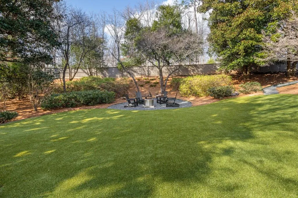 33 Spring Oaks Court, Atlanta, Georgia 30327, 5 Bedrooms Bedrooms, ,7 BathroomsBathrooms,Residential,Sold,33 Spring Oaks Court,7010218