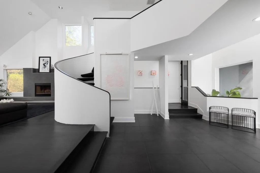 33 Spring Oaks Court, Atlanta, Georgia 30327, 5 Bedrooms Bedrooms, ,7 BathroomsBathrooms,Residential,Sold,33 Spring Oaks Court,7010218