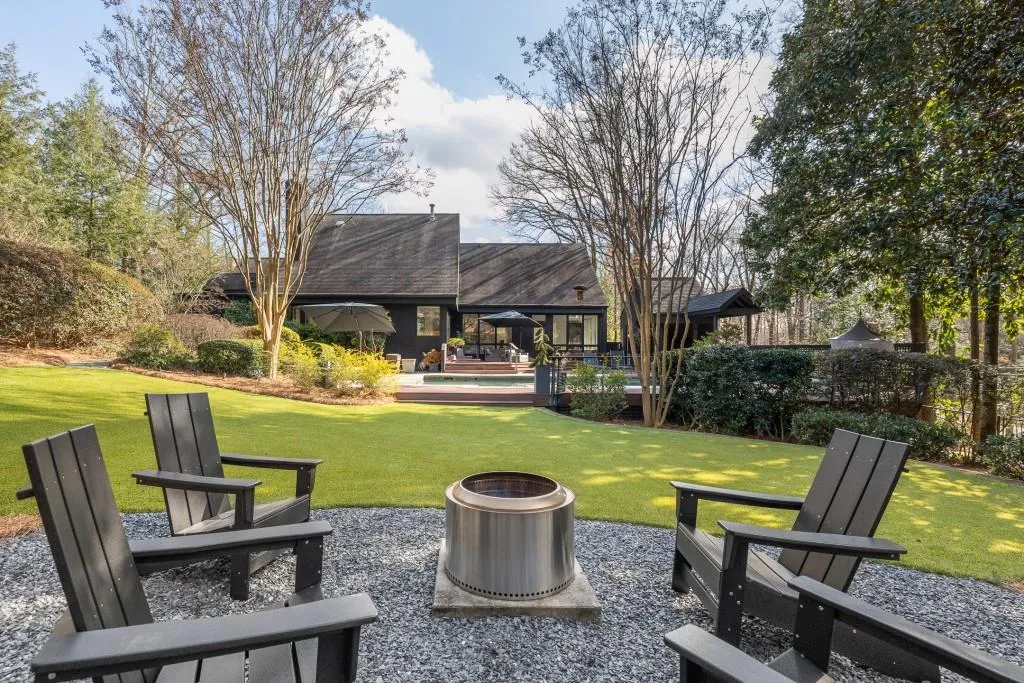 33 Spring Oaks Court, Atlanta, Georgia 30327, 5 Bedrooms Bedrooms, ,7 BathroomsBathrooms,Residential,Sold,33 Spring Oaks Court,7010218