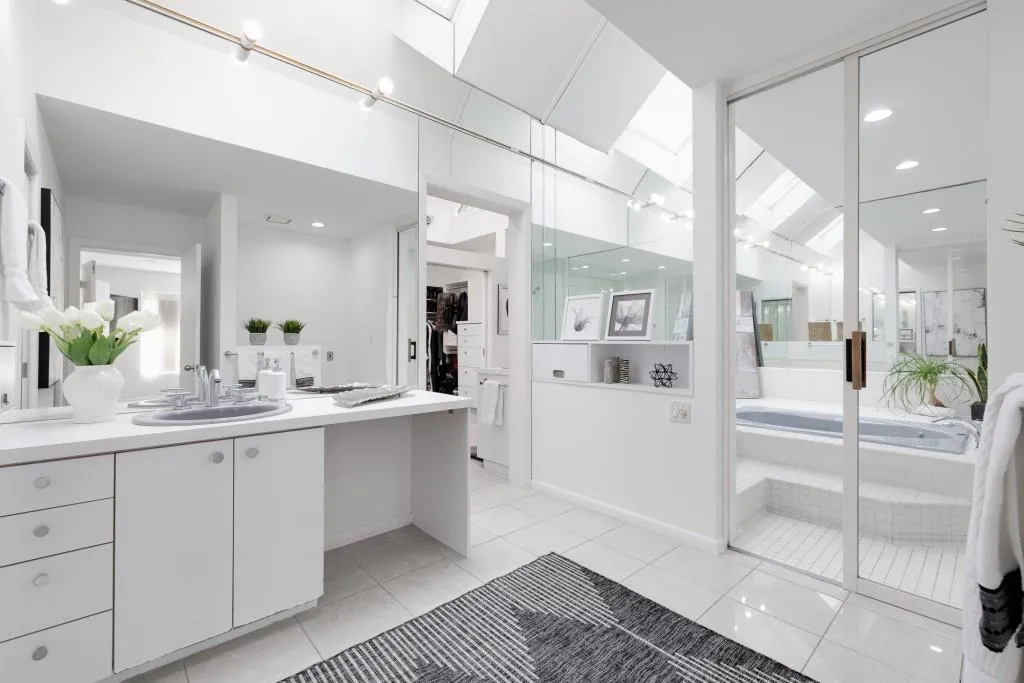 33 Spring Oaks Court, Atlanta, Georgia 30327, 5 Bedrooms Bedrooms, ,7 BathroomsBathrooms,Residential,Sold,33 Spring Oaks Court,7010218