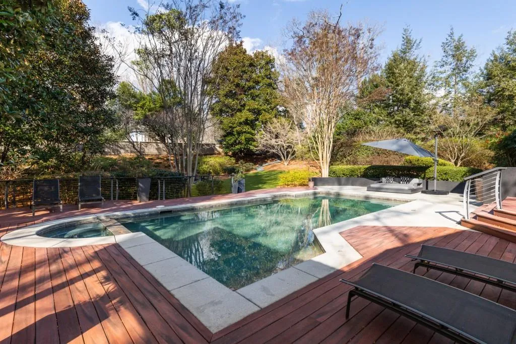 33 Spring Oaks Court, Atlanta, Georgia 30327, 5 Bedrooms Bedrooms, ,7 BathroomsBathrooms,Residential,Sold,33 Spring Oaks Court,7010218