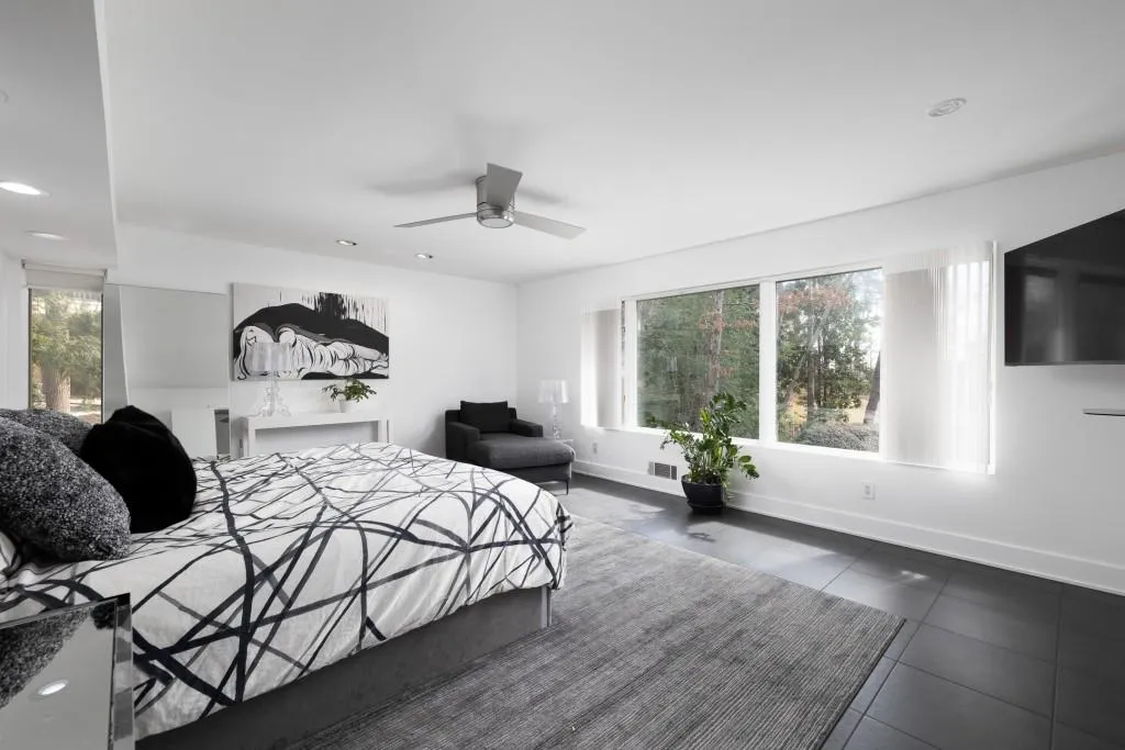 33 Spring Oaks Court, Atlanta, Georgia 30327, 5 Bedrooms Bedrooms, ,7 BathroomsBathrooms,Residential,Sold,33 Spring Oaks Court,7010218