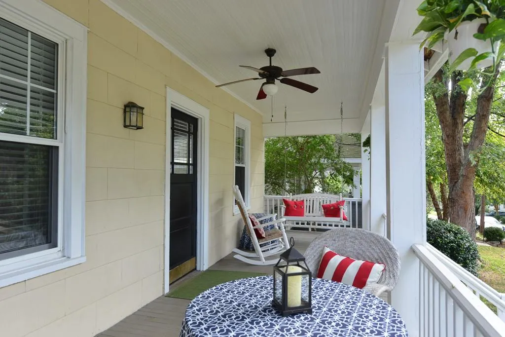 10 Berkeley Avenue, Atlanta, Georgia 30318, 3 Bedrooms Bedrooms, ,2 BathroomsBathrooms,Residential,Sold,10 Berkeley Avenue,5599774