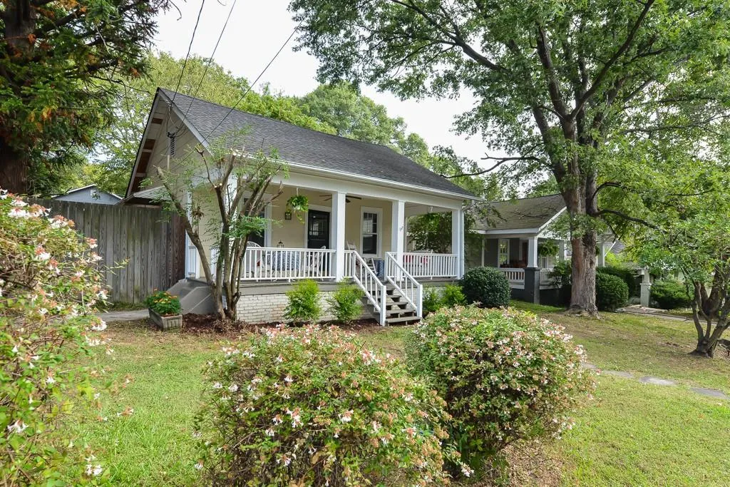 10 Berkeley Avenue, Atlanta, Georgia 30318, 3 Bedrooms Bedrooms, ,2 BathroomsBathrooms,Residential,Sold,10 Berkeley Avenue,5599774