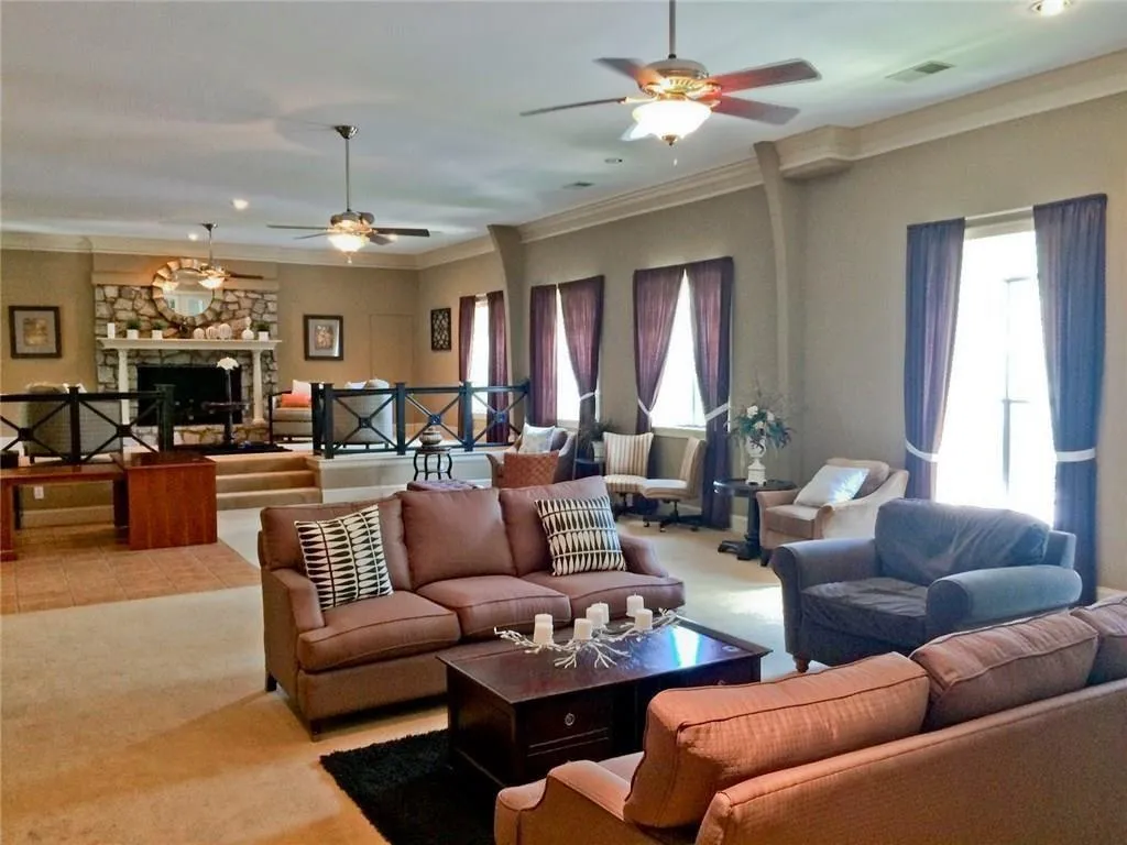6900 Roswell Road Unit M3, Atlanta, Georgia 30328, 2 Bedrooms Bedrooms, ,2 BathroomsBathrooms,Residential,Sold,6900 Roswell Road Unit M3,5942322