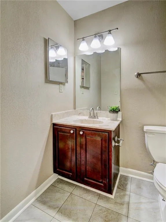 6900 Roswell Road Unit M3, Atlanta, Georgia 30328, 2 Bedrooms Bedrooms, ,2 BathroomsBathrooms,Residential,Sold,6900 Roswell Road Unit M3,5942322