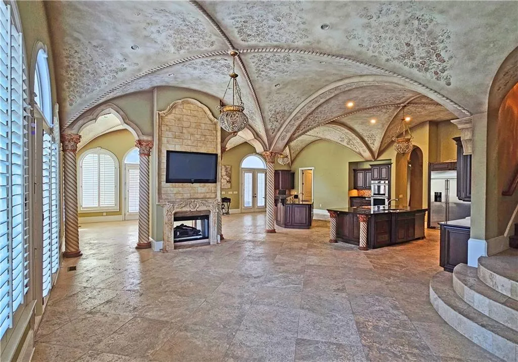 4561 Northside Drive NW, Sandy Springs, Georgia 30327, 7 Bedrooms Bedrooms, ,7 BathroomsBathrooms,Residential,Sold,4561 Northside Drive NW,7348063