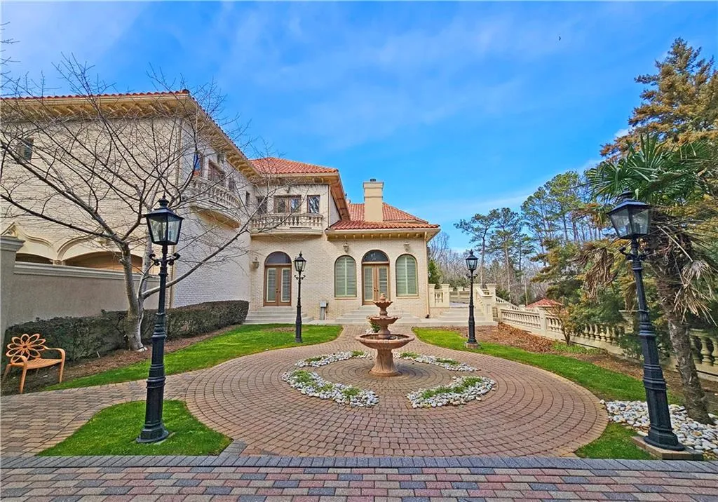 Mediterranean / spanish home with french doors