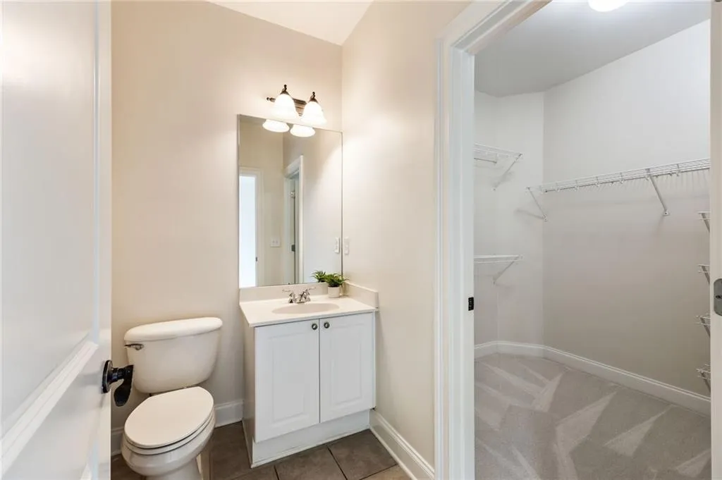 105 Windsor Cove, Atlanta, Georgia 30328, 4 Bedrooms Bedrooms, ,4 BathroomsBathrooms,Residential,Sold,105 Windsor Cove,7478615