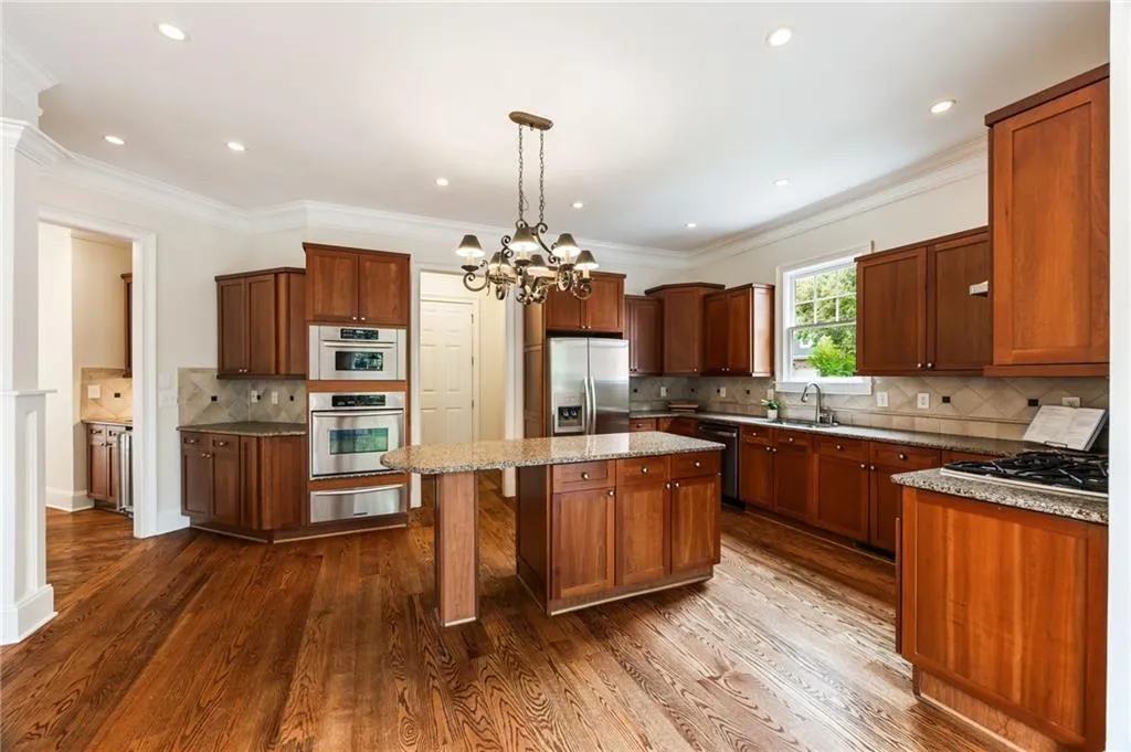 105 Windsor Cove, Atlanta, Georgia 30328, 4 Bedrooms Bedrooms, ,4 BathroomsBathrooms,Residential,Sold,105 Windsor Cove,7478615