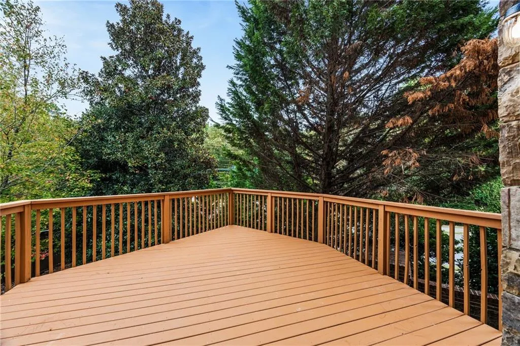 105 Windsor Cove, Atlanta, Georgia 30328, 4 Bedrooms Bedrooms, ,4 BathroomsBathrooms,Residential,Sold,105 Windsor Cove,7478615