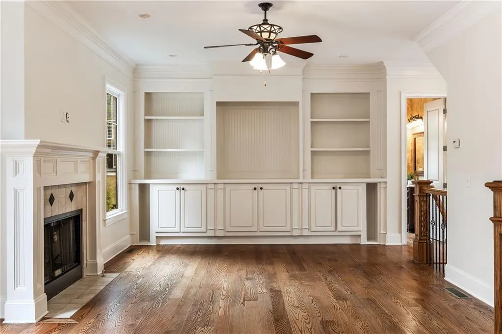 105 Windsor Cove, Atlanta, Georgia 30328, 4 Bedrooms Bedrooms, ,4 BathroomsBathrooms,Residential,Sold,105 Windsor Cove,7478615