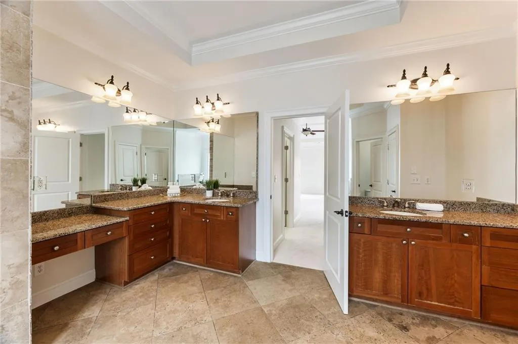 105 Windsor Cove, Atlanta, Georgia 30328, 4 Bedrooms Bedrooms, ,4 BathroomsBathrooms,Residential,Sold,105 Windsor Cove,7478615