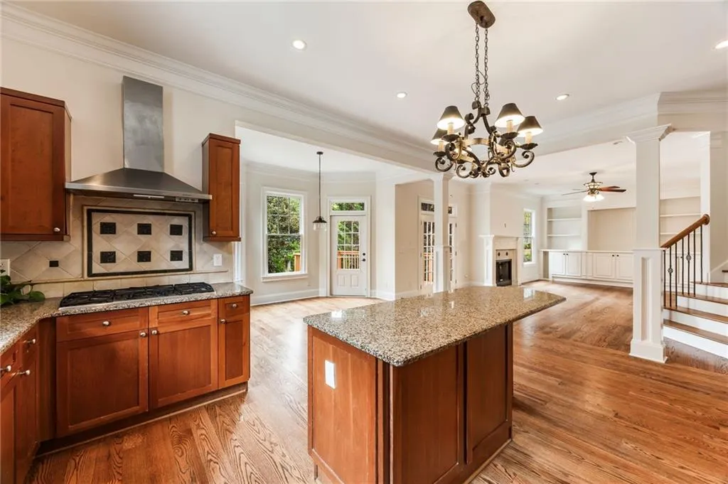 105 Windsor Cove, Atlanta, Georgia 30328, 4 Bedrooms Bedrooms, ,4 BathroomsBathrooms,Residential,Sold,105 Windsor Cove,7478615