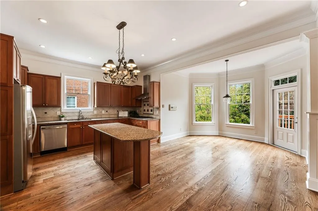 105 Windsor Cove, Atlanta, Georgia 30328, 4 Bedrooms Bedrooms, ,4 BathroomsBathrooms,Residential,Sold,105 Windsor Cove,7478615