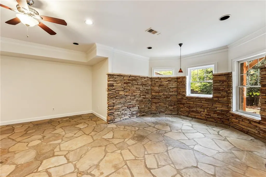105 Windsor Cove, Atlanta, Georgia 30328, 4 Bedrooms Bedrooms, ,4 BathroomsBathrooms,Residential,Sold,105 Windsor Cove,7478615