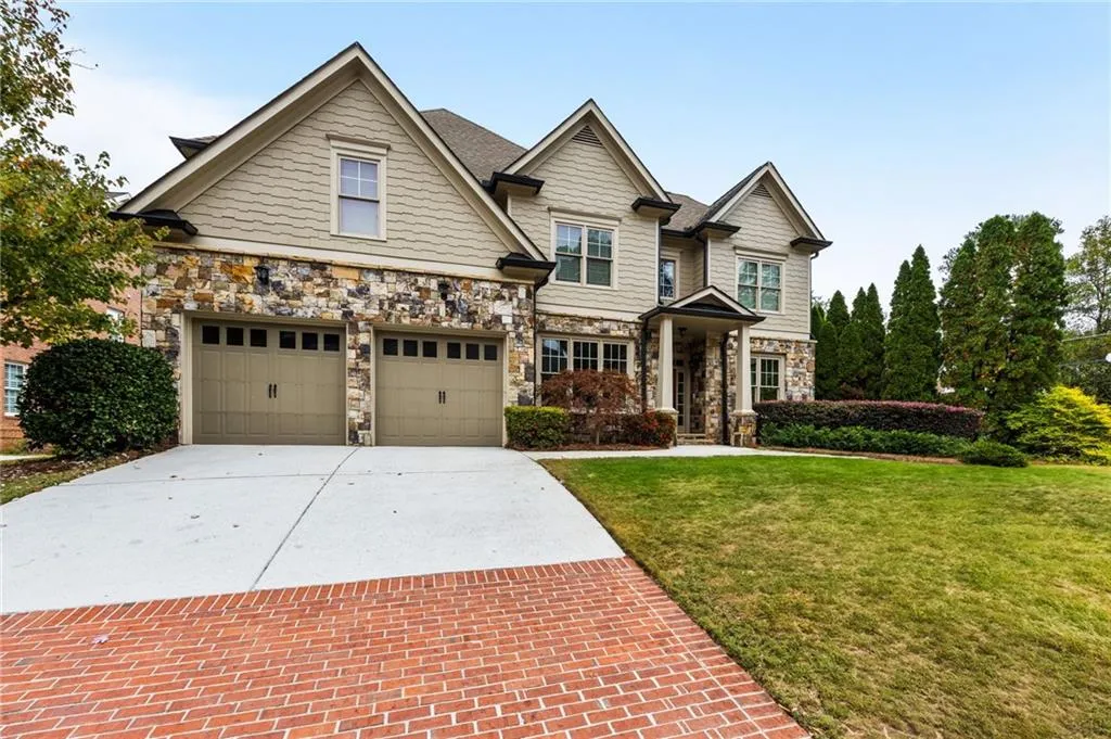 105 Windsor Cove, Atlanta, Georgia 30328, 4 Bedrooms Bedrooms, ,4 BathroomsBathrooms,Residential,Sold,105 Windsor Cove,7478615