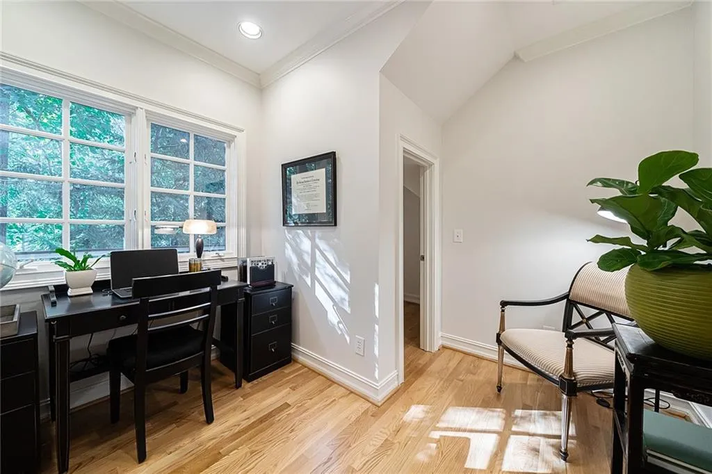 423 Tara Trail, Sandy Springs, Georgia 30327, 5 Bedrooms Bedrooms, ,4 BathroomsBathrooms,Residential,Sold,423 Tara Trail,6791784