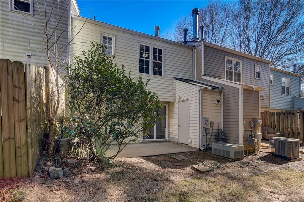 2903 Queen Anne Court, Atlanta, Georgia 30350, 2 Bedrooms Bedrooms, ,2 BathroomsBathrooms,Residential,Sold,2903 Queen Anne Court,7336635