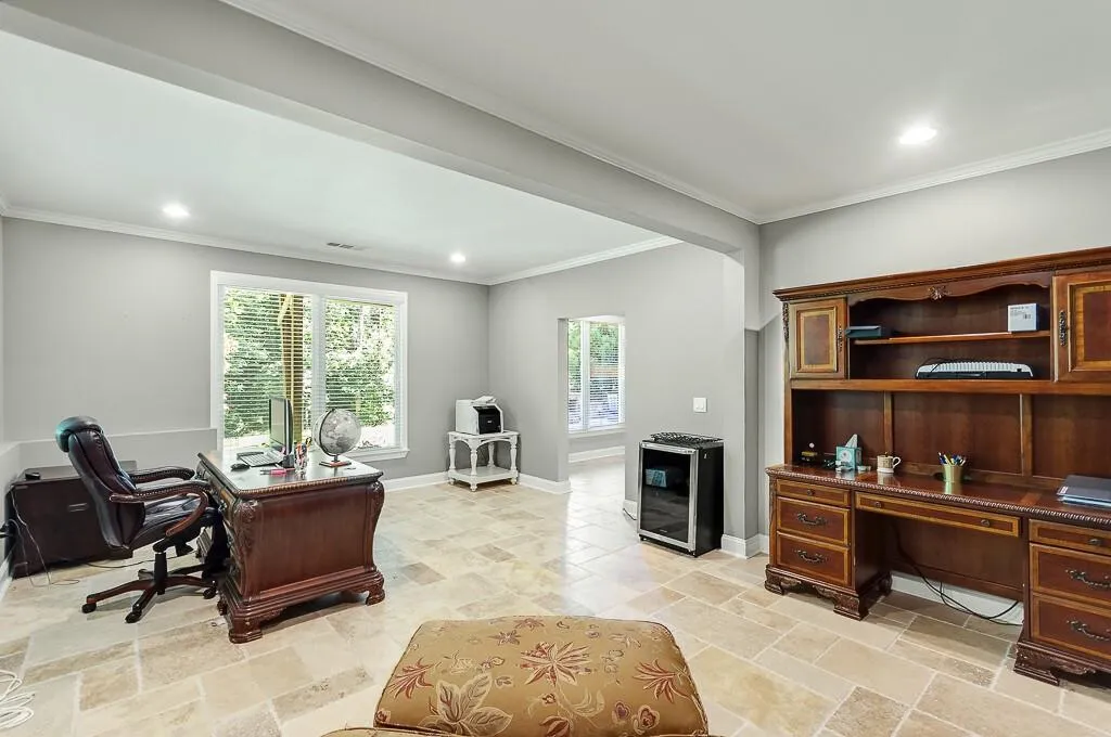 6650 Wright Road, Sandy Springs, Georgia 30328, 6 Bedrooms Bedrooms, ,5 BathroomsBathrooms,Residential,Sold,6650 Wright Road,6921599