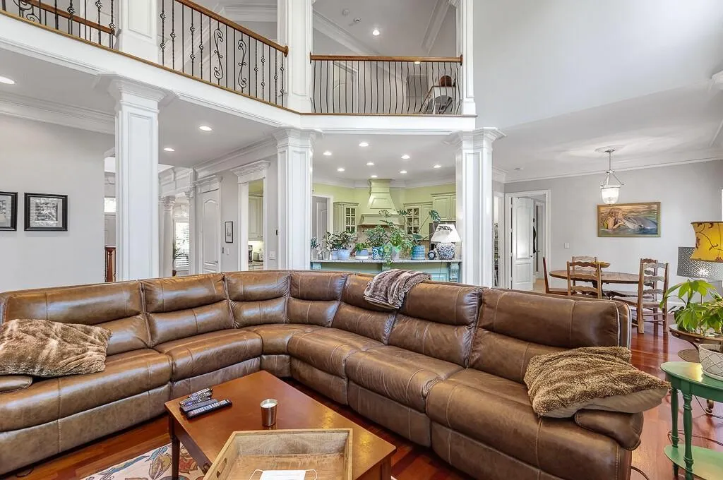 6650 Wright Road, Sandy Springs, Georgia 30328, 6 Bedrooms Bedrooms, ,5 BathroomsBathrooms,Residential,Sold,6650 Wright Road,6921599