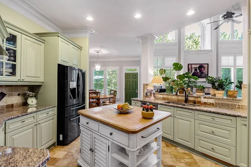 6650 Wright Road, Sandy Springs, Georgia 30328, 6 Bedrooms Bedrooms, ,5 BathroomsBathrooms,Residential,Sold,6650 Wright Road,6921599