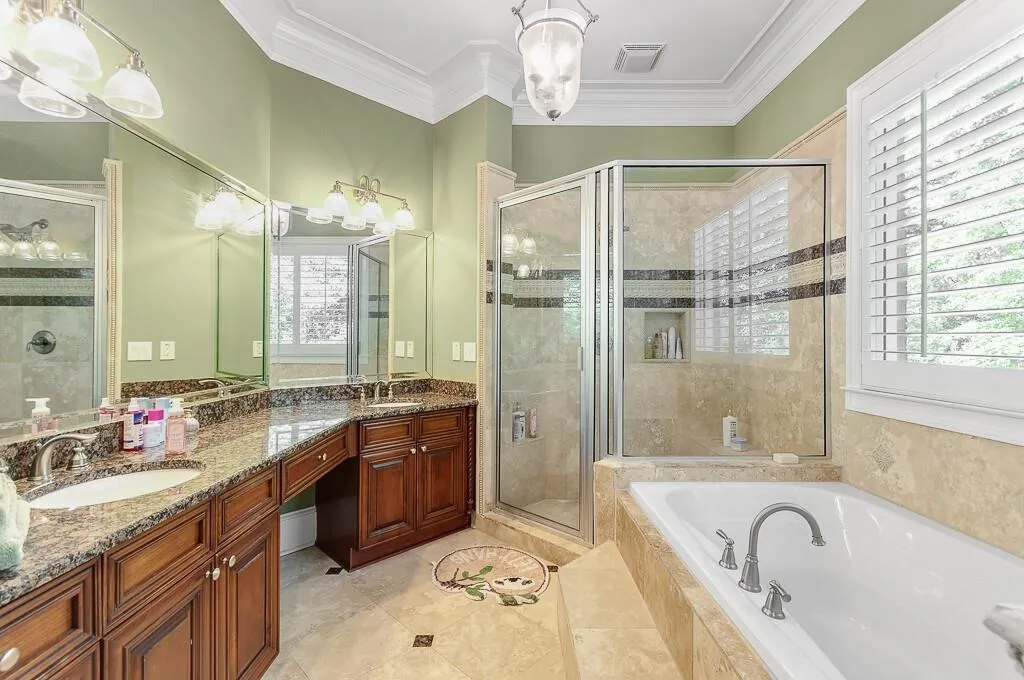 6650 Wright Road, Sandy Springs, Georgia 30328, 6 Bedrooms Bedrooms, ,5 BathroomsBathrooms,Residential,Sold,6650 Wright Road,6921599