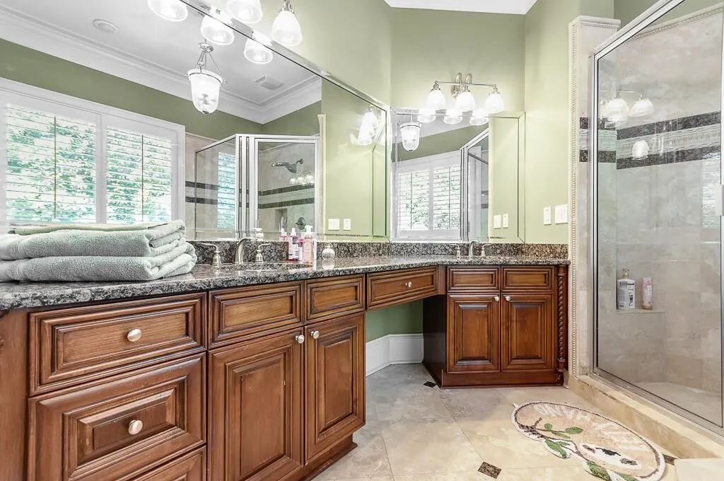 6650 Wright Road, Sandy Springs, Georgia 30328, 6 Bedrooms Bedrooms, ,5 BathroomsBathrooms,Residential,Sold,6650 Wright Road,6921599