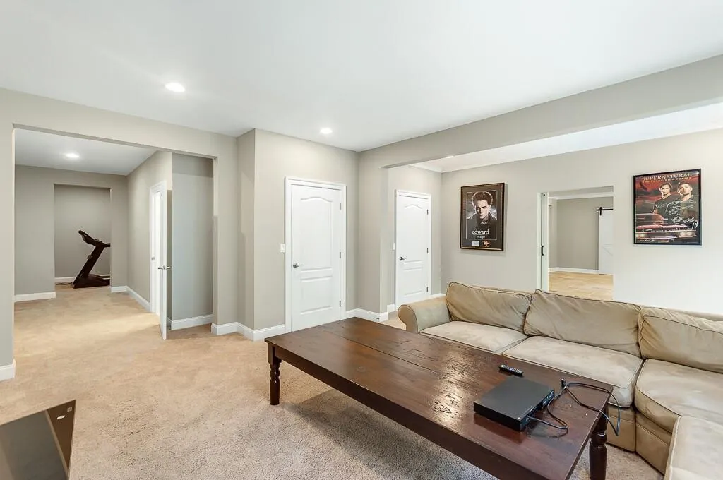 6650 Wright Road, Sandy Springs, Georgia 30328, 6 Bedrooms Bedrooms, ,5 BathroomsBathrooms,Residential,Sold,6650 Wright Road,6921599