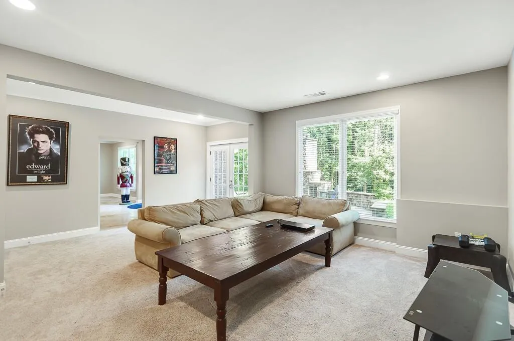 6650 Wright Road, Sandy Springs, Georgia 30328, 6 Bedrooms Bedrooms, ,5 BathroomsBathrooms,Residential,Sold,6650 Wright Road,6921599