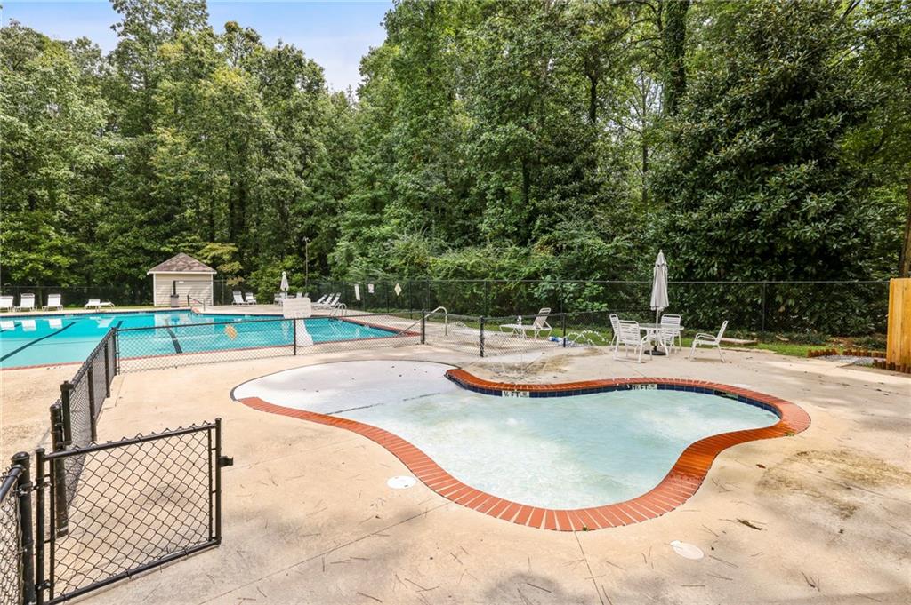 6394 Cherry Tree Lane, Sandy Springs, Georgia 30328, 4 Bedrooms Bedrooms, ,2 BathroomsBathrooms,Residential,Sold,6394 Cherry Tree Lane,7277043