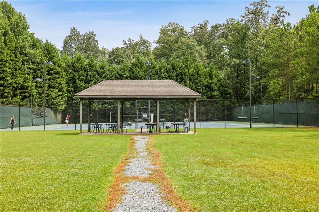 6394 Cherry Tree Lane, Sandy Springs, Georgia 30328, 4 Bedrooms Bedrooms, ,2 BathroomsBathrooms,Residential,Sold,6394 Cherry Tree Lane,7277043