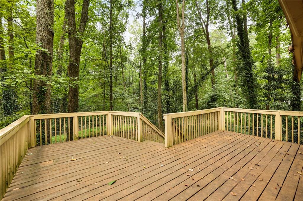 6394 Cherry Tree Lane, Sandy Springs, Georgia 30328, 4 Bedrooms Bedrooms, ,2 BathroomsBathrooms,Residential,Sold,6394 Cherry Tree Lane,7277043