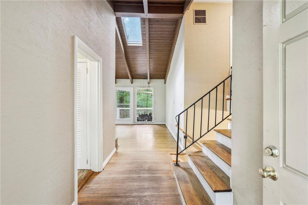 6394 Cherry Tree Lane, Sandy Springs, Georgia 30328, 4 Bedrooms Bedrooms, ,2 BathroomsBathrooms,Residential,Sold,6394 Cherry Tree Lane,7277043