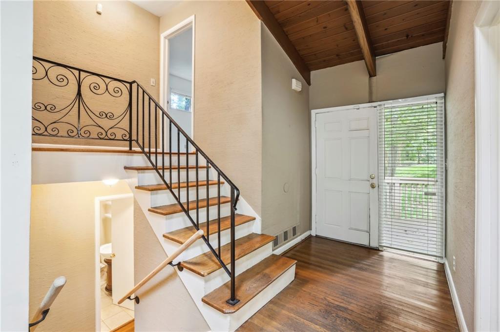 6394 Cherry Tree Lane, Sandy Springs, Georgia 30328, 4 Bedrooms Bedrooms, ,2 BathroomsBathrooms,Residential,Sold,6394 Cherry Tree Lane,7277043