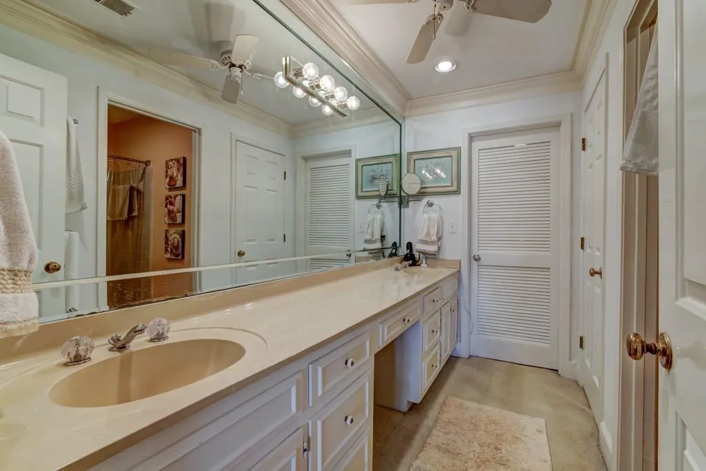 9 Braemore Drive, Sandy Springs, Georgia 30328, 3 Bedrooms Bedrooms, ,2 BathroomsBathrooms,Residential,Sold,9 Braemore Drive,5965763