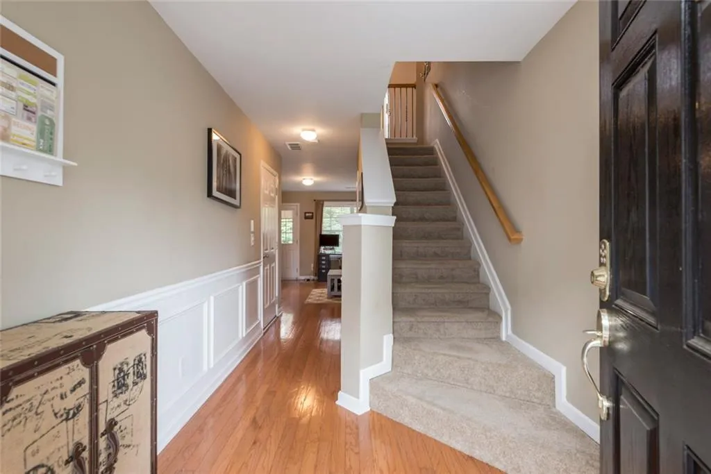 3557 Chattahoochee Summit Lane Se Unit 23, Atlanta, Georgia 30339, 3 Bedrooms Bedrooms, ,3 BathroomsBathrooms,Residential,Sold,3557 Chattahoochee Summit Lane Se Unit 23,5943967
