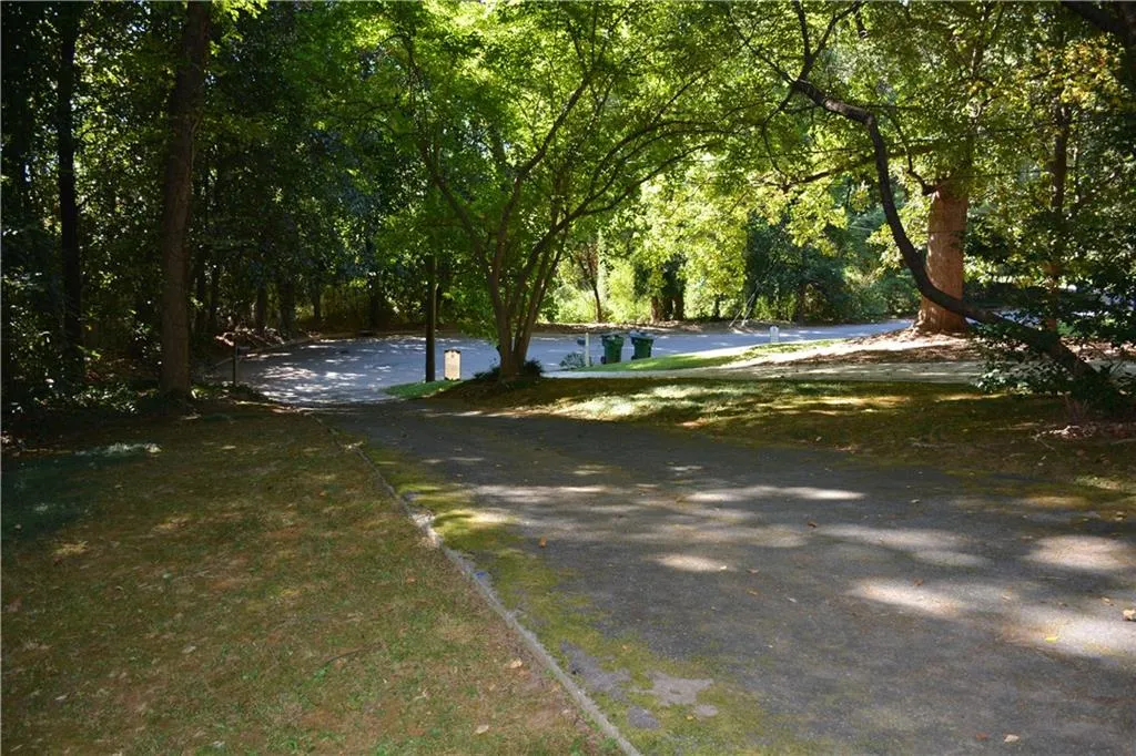 5745 Mountain Creek Road, Sandy Springs, Georgia 30328, 3 Bedrooms Bedrooms, ,2 BathroomsBathrooms,Residential,Sold,5745 Mountain Creek Road,5748776
