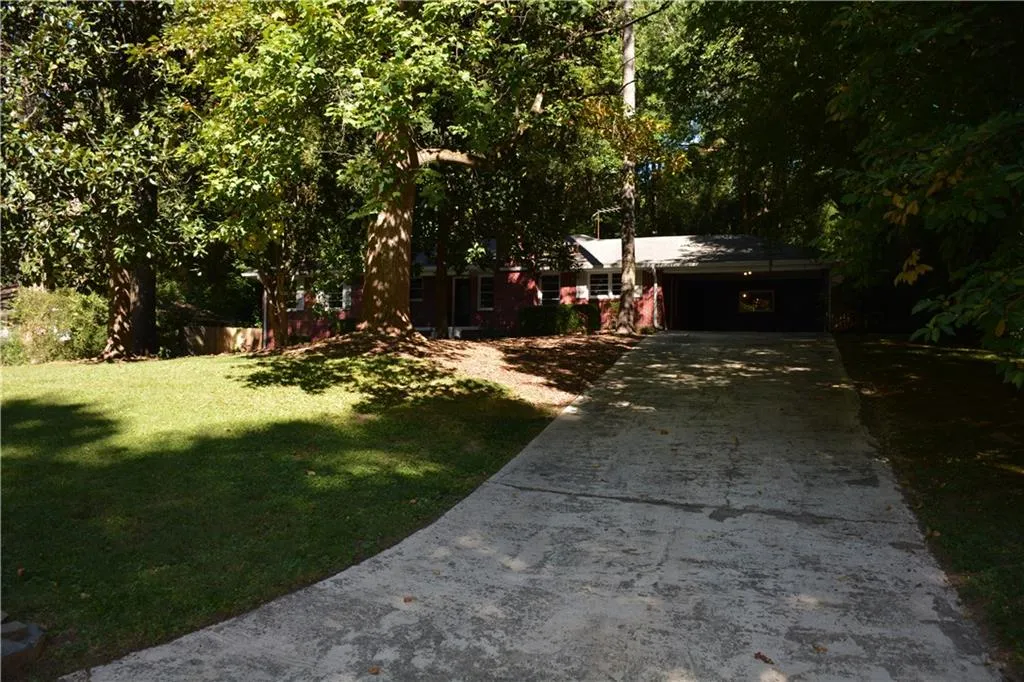 5745 Mountain Creek Road, Sandy Springs, Georgia 30328, 3 Bedrooms Bedrooms, ,2 BathroomsBathrooms,Residential,Sold,5745 Mountain Creek Road,5748776