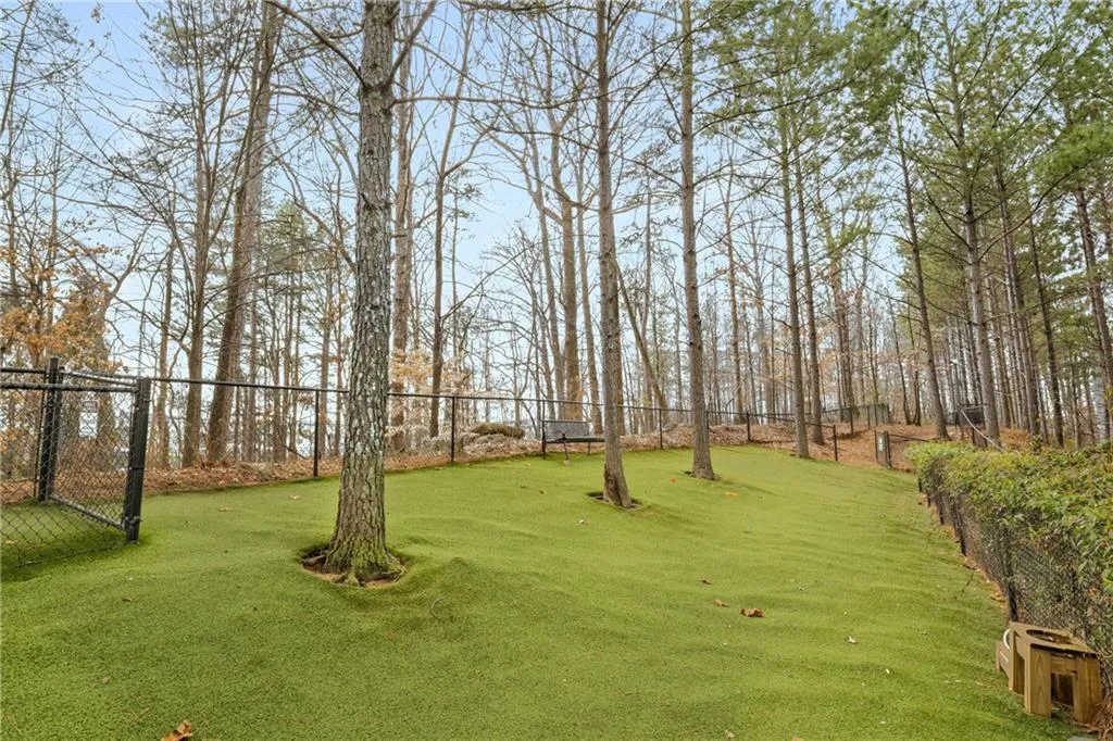 3300 Windy Ridge Parkway Unit 1109, Atlanta, Georgia 30339, 2 Bedrooms Bedrooms, ,2 BathroomsBathrooms,Residential,For Sale,3300 Windy Ridge Parkway Unit 1109,7604325