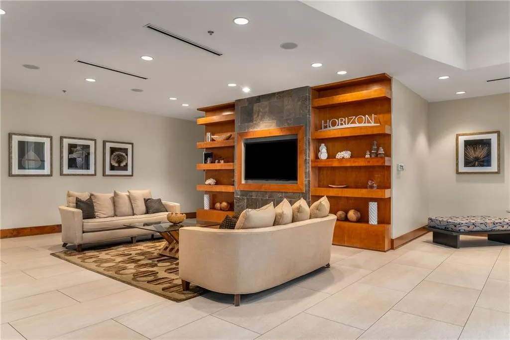 3300 Windy Ridge Parkway Unit 1109, Atlanta, Georgia 30339, 2 Bedrooms Bedrooms, ,2 BathroomsBathrooms,Residential,For Sale,3300 Windy Ridge Parkway Unit 1109,7604325