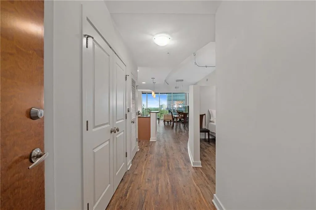 3300 Windy Ridge Parkway Unit 1109, Atlanta, Georgia 30339, 2 Bedrooms Bedrooms, ,2 BathroomsBathrooms,Residential,For Sale,3300 Windy Ridge Parkway Unit 1109,7604325