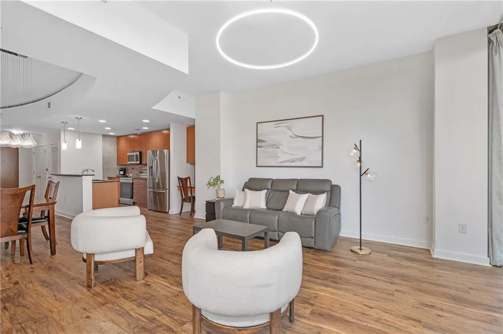3300 Windy Ridge Parkway Unit 1109, Atlanta, Georgia 30339, 2 Bedrooms Bedrooms, ,2 BathroomsBathrooms,Residential,For Sale,3300 Windy Ridge Parkway Unit 1109,7604325