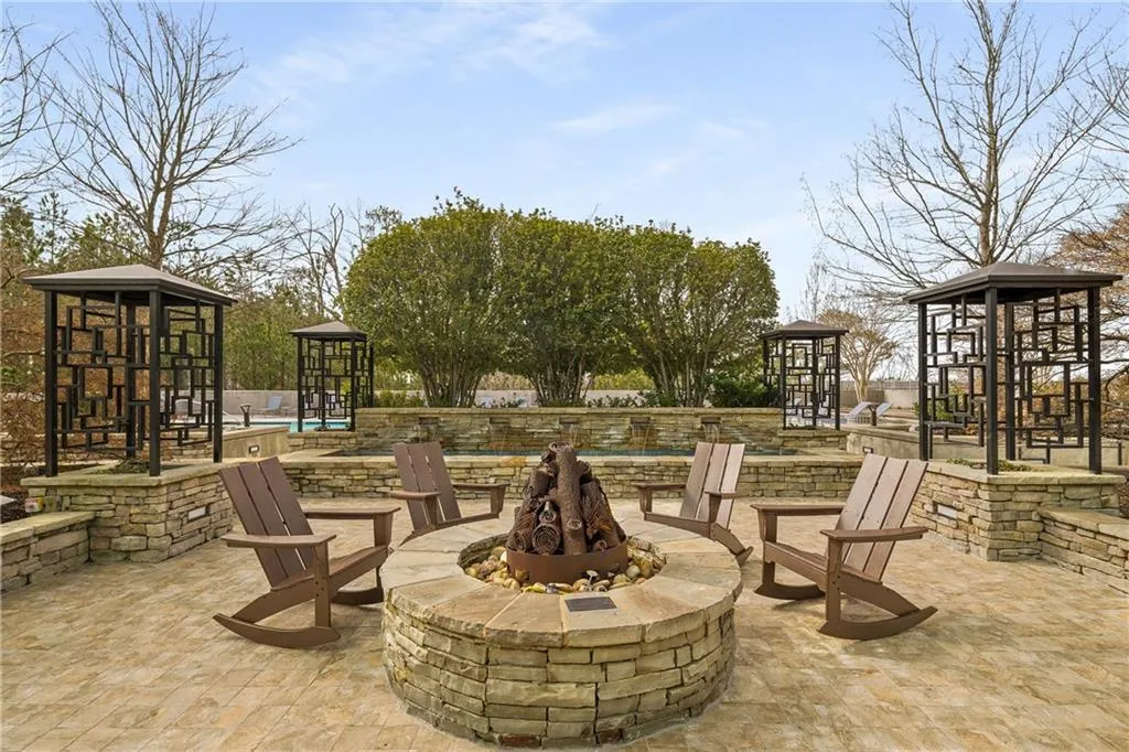 3300 Windy Ridge Parkway Unit 1109, Atlanta, Georgia 30339, 2 Bedrooms Bedrooms, ,2 BathroomsBathrooms,Residential,For Sale,3300 Windy Ridge Parkway Unit 1109,7604325