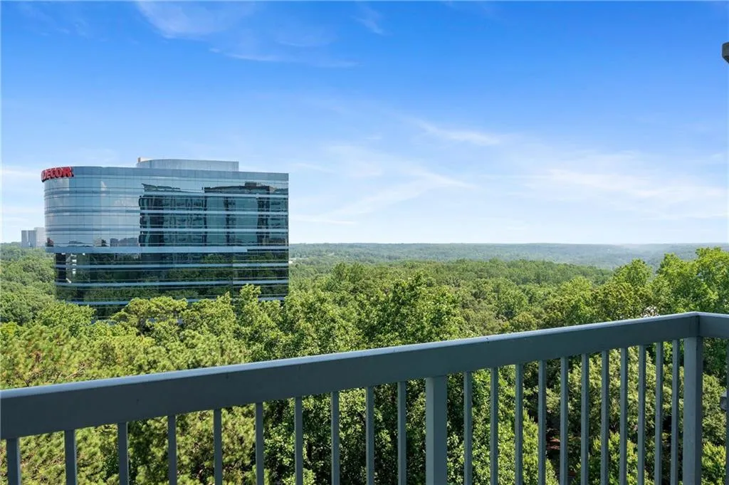 3300 Windy Ridge Parkway Unit 1109, Atlanta, Georgia 30339, 2 Bedrooms Bedrooms, ,2 BathroomsBathrooms,Residential,For Sale,3300 Windy Ridge Parkway Unit 1109,7604325
