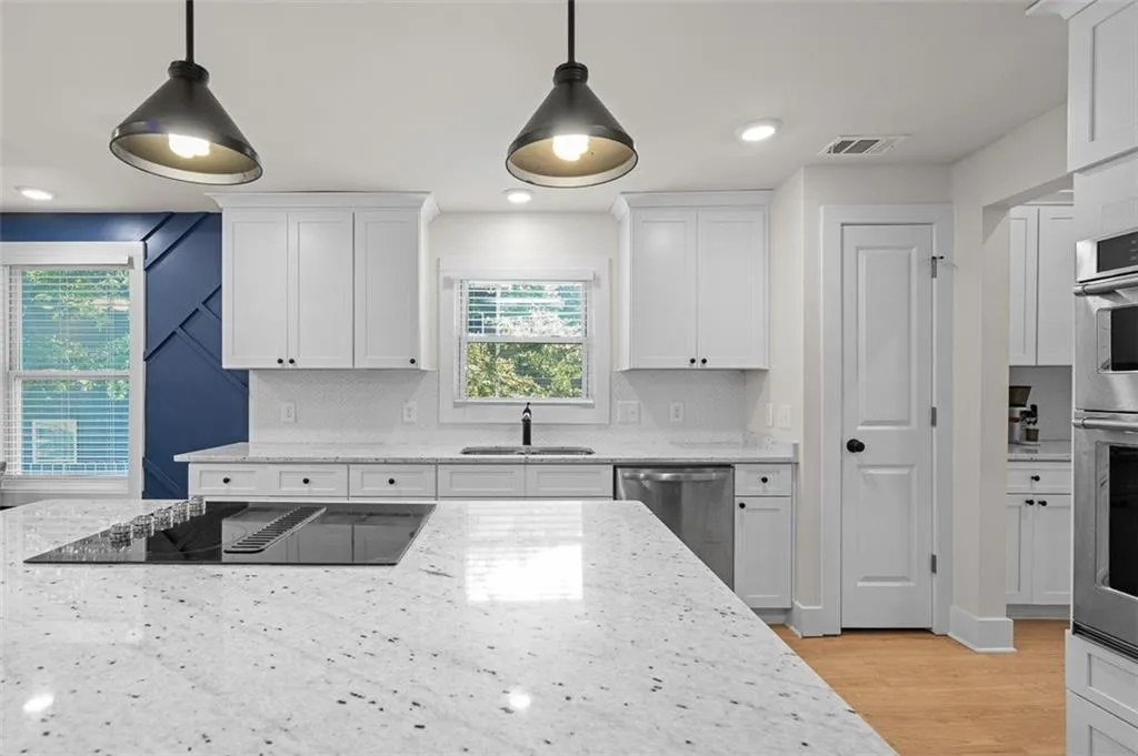 1422 Kennesaw Drive Nw, Atlanta, Georgia 30318, 3 Bedrooms Bedrooms, ,2 BathroomsBathrooms,Residential,For Sale,1422 Kennesaw Drive Nw,7635716